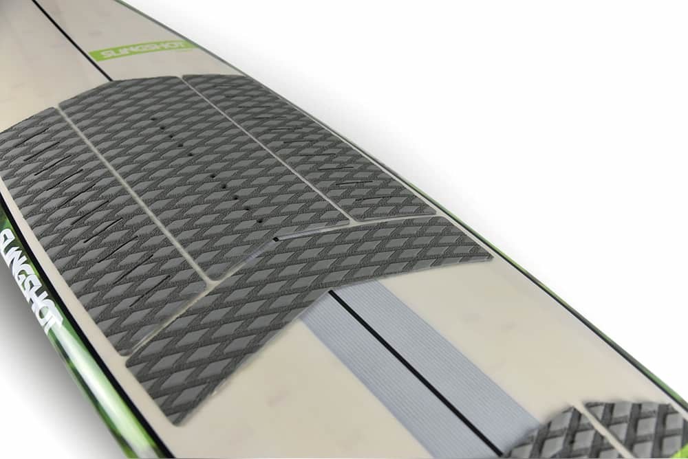 2018Tyrant_topangled_shadow(1)