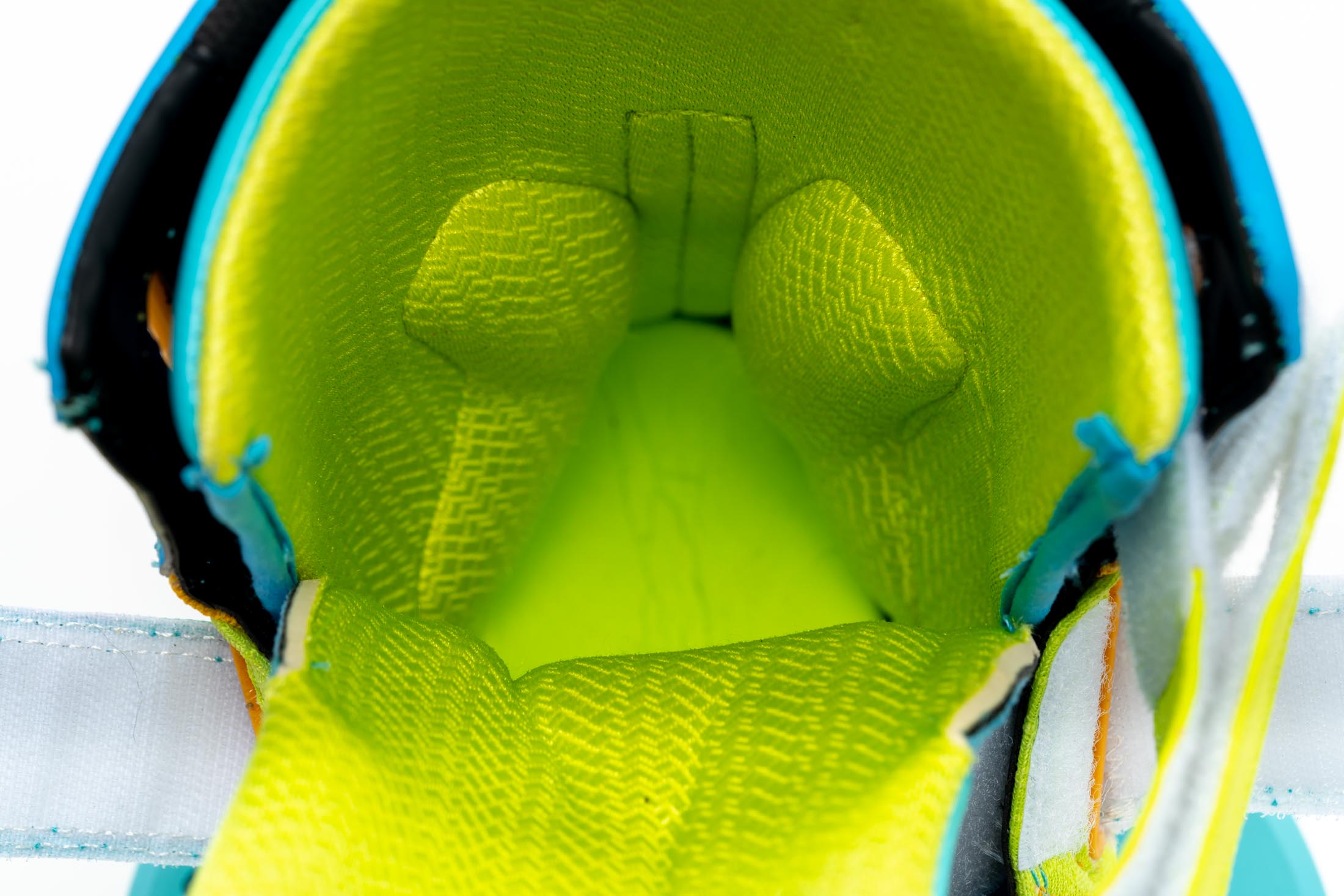 21_SLINGSHOT_BOOTS_GROM_00012_WHC